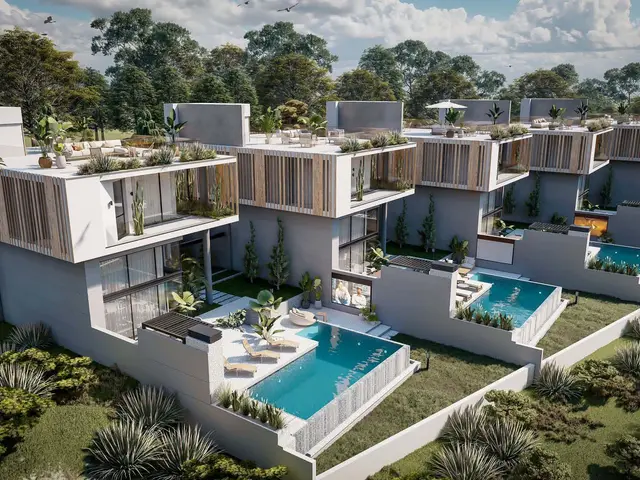 Houses with pools